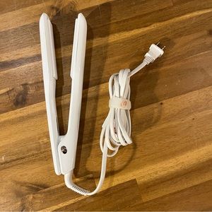 T3 Micro Singlepass ceramic Flat Iron 1" Hair Straightener White Model 77570 Pro